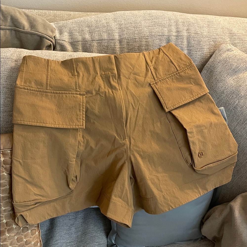 Lululemon  flash  $